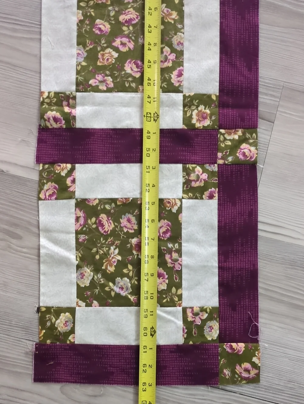 Handmade Unfinished Quilt Border Corner Piece UFO Floral Purple 62